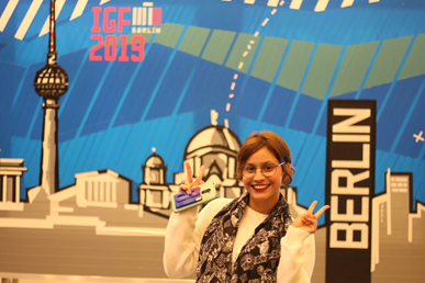Viviane Vinagre - IGF Youth Ambassador
